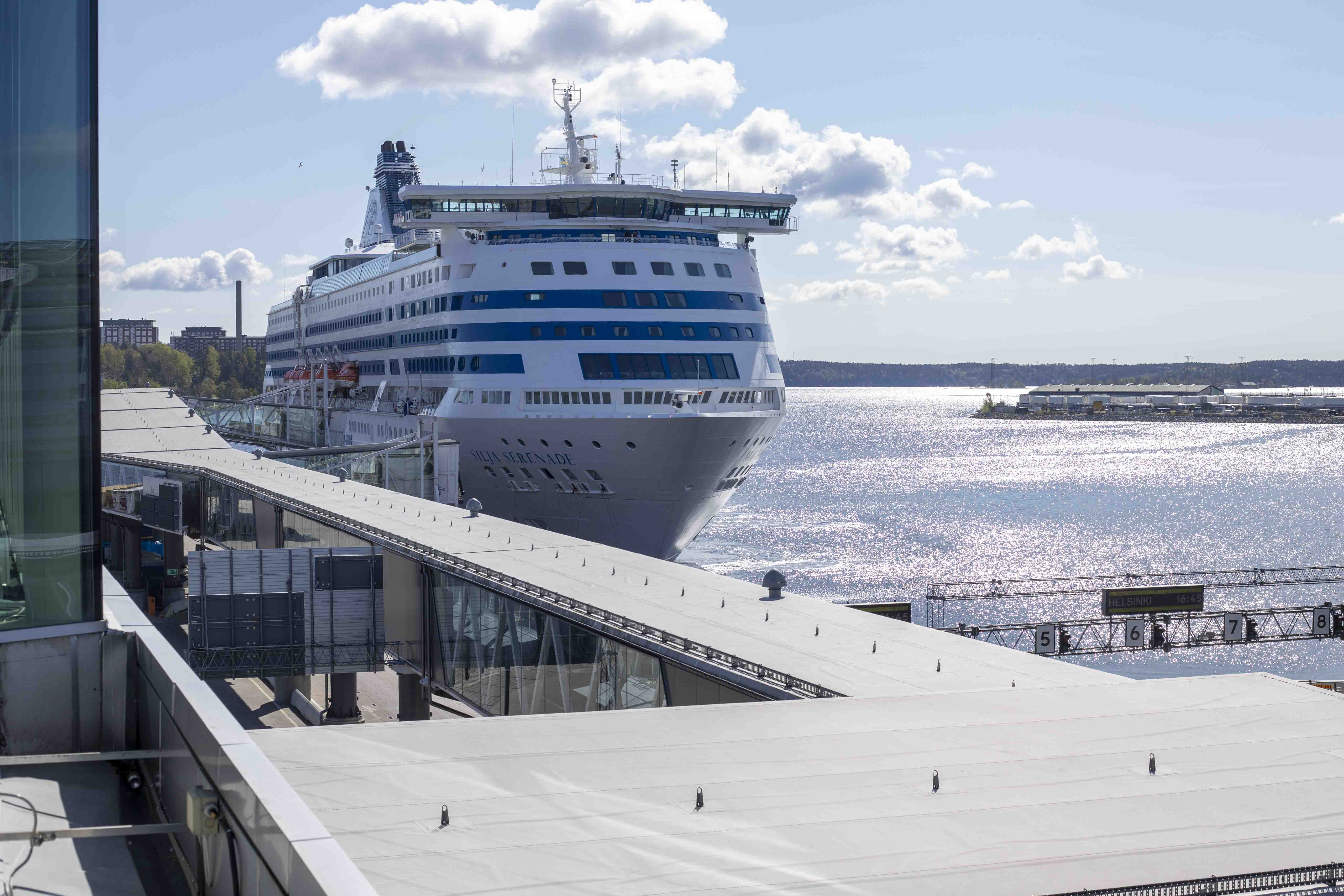 Silja Serenade – full retrofit of the onboard communication system